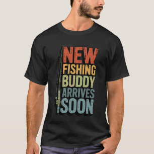 Camiseta Novo Amigo de Pesca Chega Em Breve