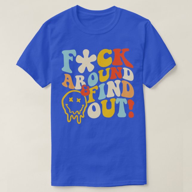 Camiseta novo em volta e descubra (Frente do Design)