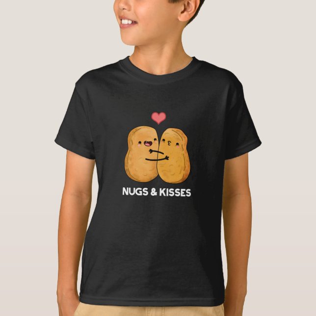 Camiseta Nugs E Beijos Frango Engraçado Nugget Pun Dark BG (Frente)
