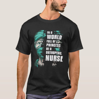 Camiseta Num Mundo Cheio De Princesas Seja Uma Enfermeira O