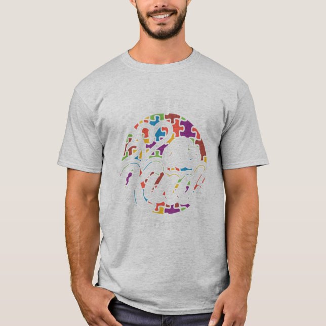 Camiseta Num mundo onde você pode ser qualquer coisa gentil (Frente)