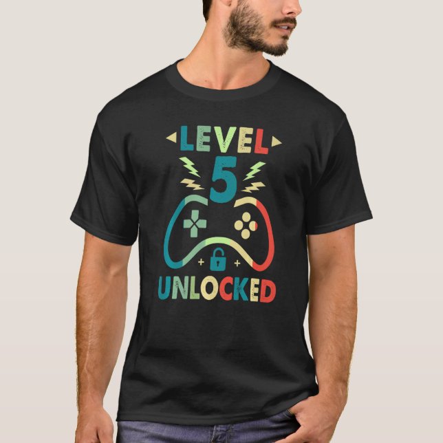 Camiseta Números de Aniversário do Gamer 5 de Vídeo Desbloq (Frente)