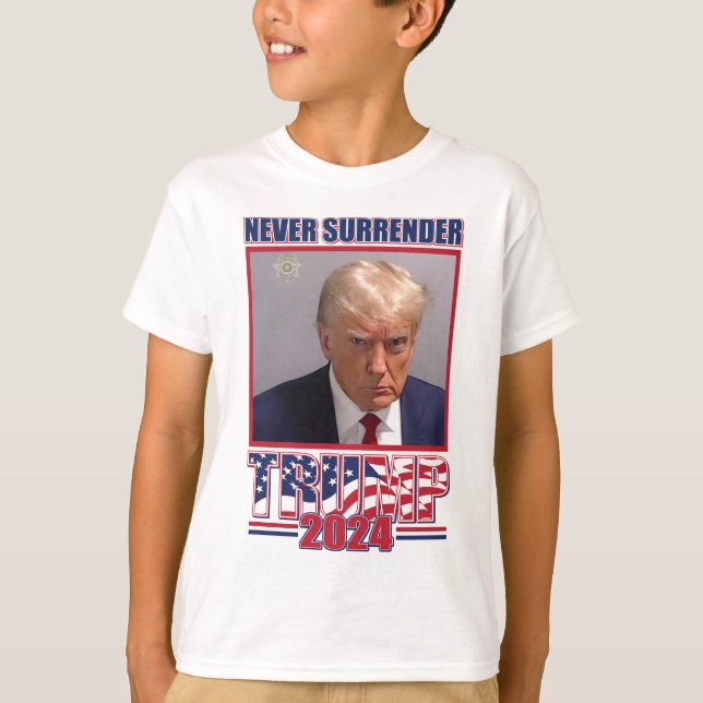 Camiseta Nunca Entregue Trump 2024 (Frente)