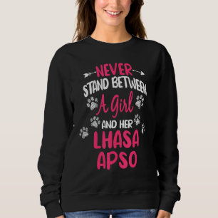 Camiseta Nunca Fique Entre Uma Garota E Seu Cachorro Lhasa 