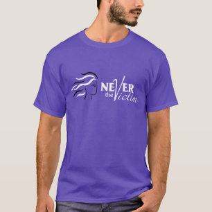 Camiseta Nunca o roxo da vítima