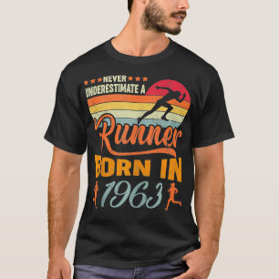 Camiseta Nunca Subestimar o Nascer Runner 1963 58º Aniversá