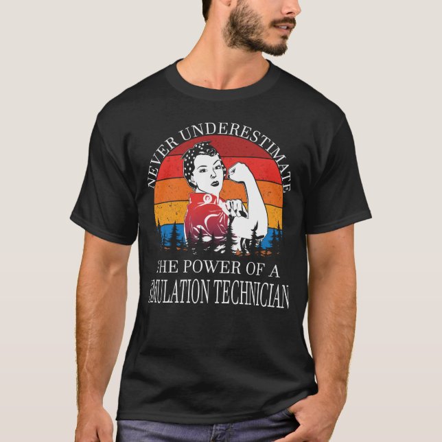Camiseta Nunca Subestimar O Técnico De Simulação (Frente)