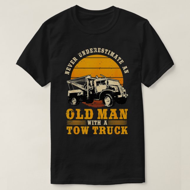 Camiseta Nunca Subestimar Um Velho (Frente do Design)