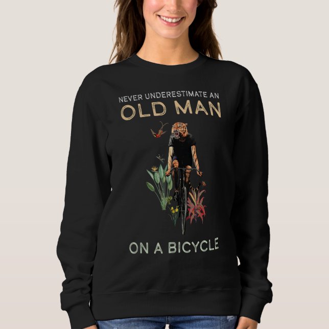 Camiseta Nunca Subestime A Bicicleta Montanha Velho (Frente)