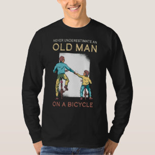 Camiseta Nunca Subestime A Bicicleta Montanha Velho