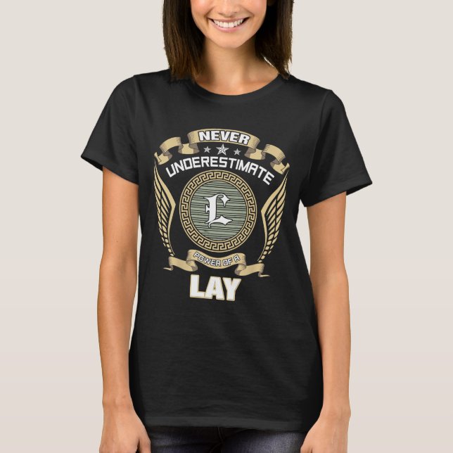CAMISETA NUNCA_SUBESTIME_O_PODER_DE_UMA_LAY (Frente)