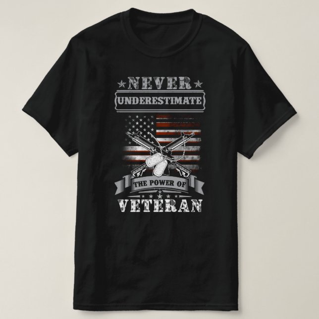 Camiseta nunca subestime o poder do veterano (Frente do Design)