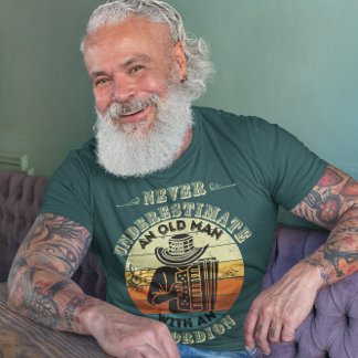 Camiseta Nunca subestime um Acordeão Velho