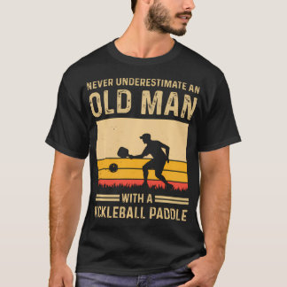 Camiseta Nunca Subestime um Homem Velho com um Pickleball