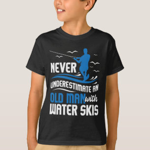Camiseta Nunca Subestime um Homem Velho - Vovô Esqui Aquáti