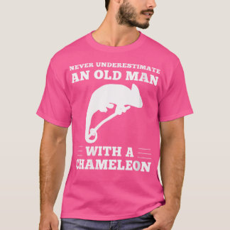 Camiseta Nunca Subestime Um Velho Com Pé De Camaleão