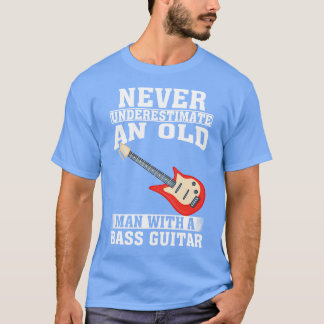 Camiseta Nunca subestime um Velho com Violão