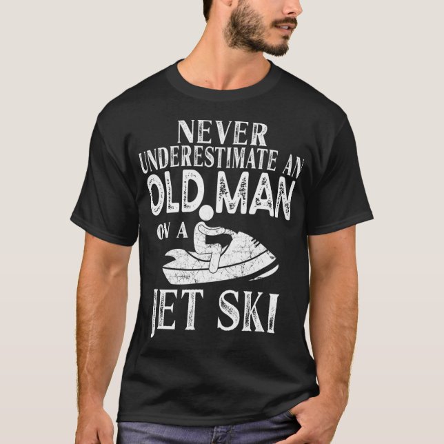 Camiseta Nunca Subestime Um Velho Em Um Presente De Esqui D (Frente)