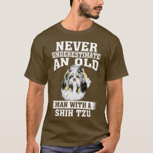 Camiseta Nunca subestime um Velho Homem com Shih Tzu