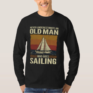 Camiseta Nunca Subestime Um Velho Que Veleja