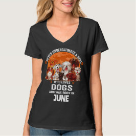 Camiseta Nunca Subestime Uma Menina Que Ama Cachorros Anive