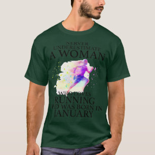 Camiseta Nunca Subestime uma Mulher que ama Correr e