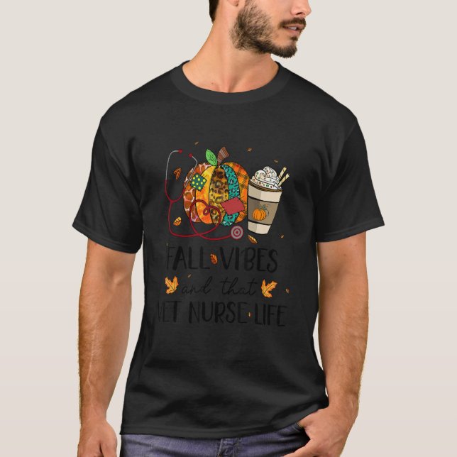 Camiseta Nurse Leopard Pumpkin Fall Vibes And That VET Nurs (Frente)