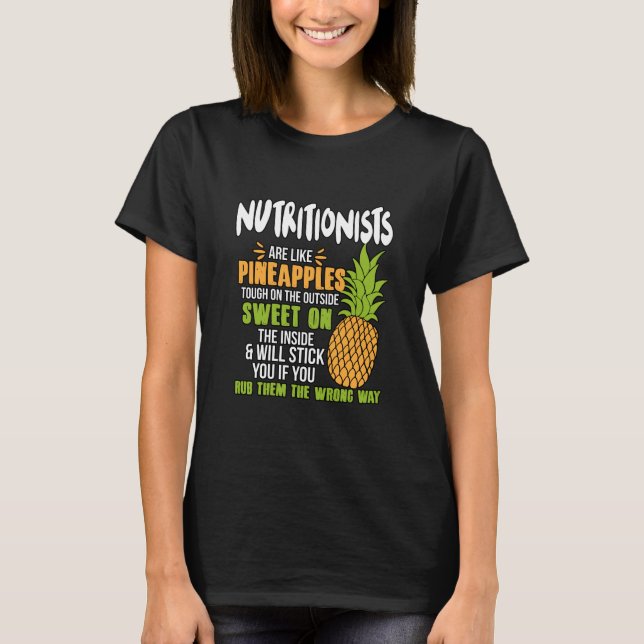 Camiseta Nutricionistas São Como Ananases. (Frente)