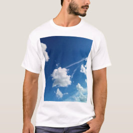 Camiseta Nuvens à luz