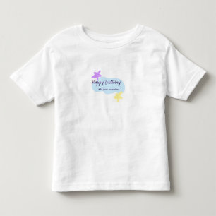Camiseta Nuvens azul pastel estrelas roxo feliz aniversário