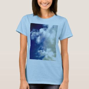Camiseta Nuvens brancas e céu