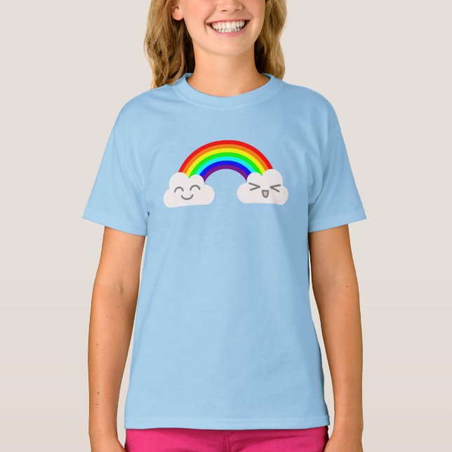 Camiseta Nuvens Fofas e Arco-íris (Frente)