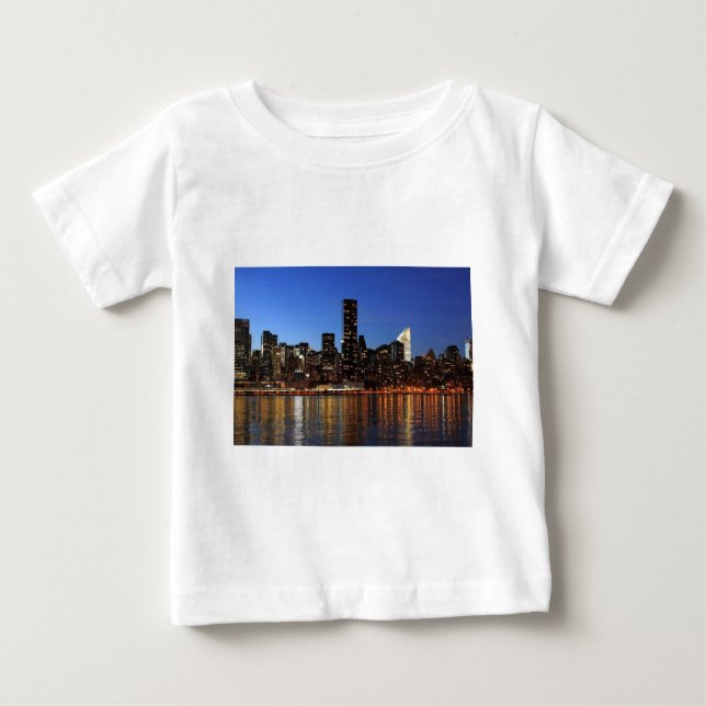 Camiseta NYC Nova Iorque Manhattan Night (Frente)