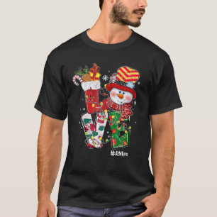 Camiseta O AMOR CNA Life Enfermeira Natal Homem de Neve Cor