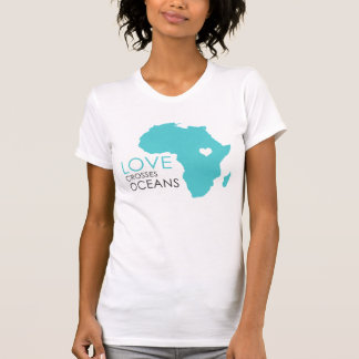 Camiseta O amor cruza oceanos - África