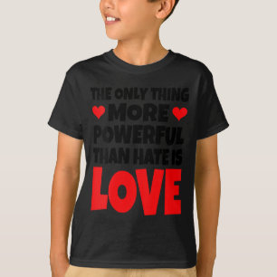 Camiseta O amor das mulheres é a única coisa mais poderosa