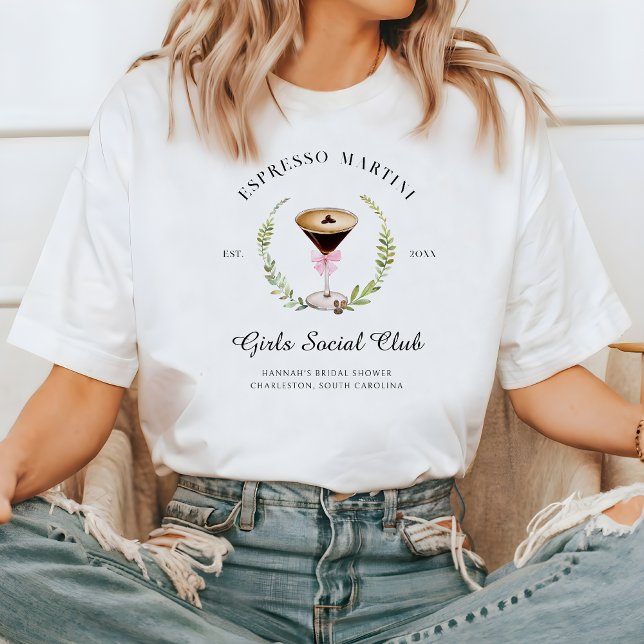 Camiseta O amor é a criação | Espresso Martini Bachelorette (Criador carregado)