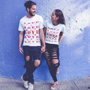 Camiseta O Amor Está Em Todo Lugar