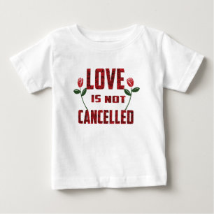 Camiseta O amor não é cancelado