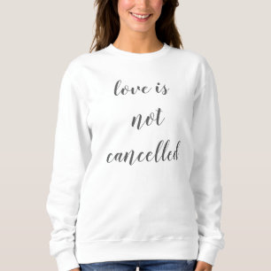 Camiseta o amor não é um design de compra simples cancela