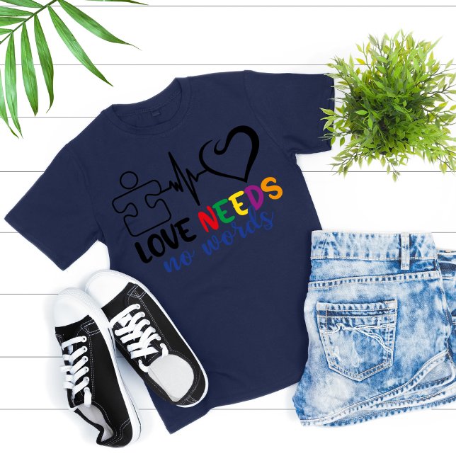 Camiseta O Amor Não Precisa De Palavras, A Consciência Auti (Criador carregado)