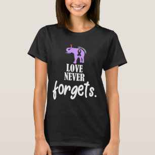 Camiseta O Amor Nunca Esquece Memórias de Conscientização d