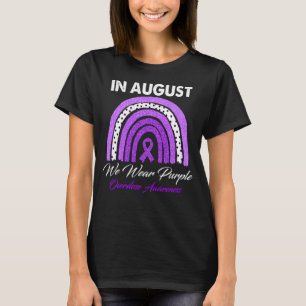 Camiseta O Arco-Íris Em Agosto Vestimos Sobredosagem Roxa