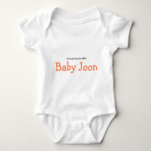 Camiseta o bebê novo Joon