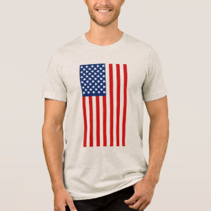 Camiseta O branco vermelho e o azul