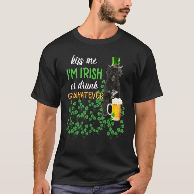 Camiseta O Cachorro de Água Português Beija-me Sou Irlandês (Frente)