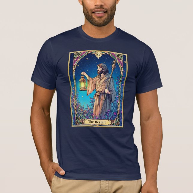 Camiseta O Cartão Art Nouveau Tarot, O Hermit (Frente)