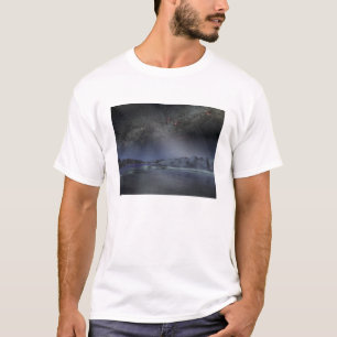 Camiseta O céu nocturno de um planeta estrangeiro