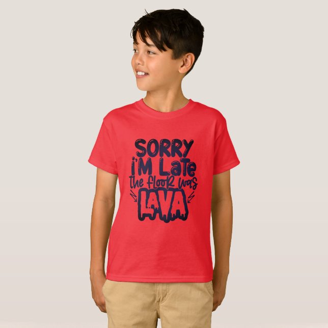 Camiseta O Chão é Jogo Divertido de Lava (Frente Completa)