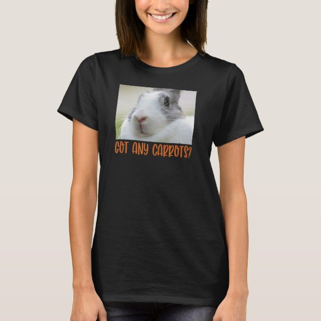 Camiseta O Coelho Engraçado Tem Crianças De Cenoura. (Frente)